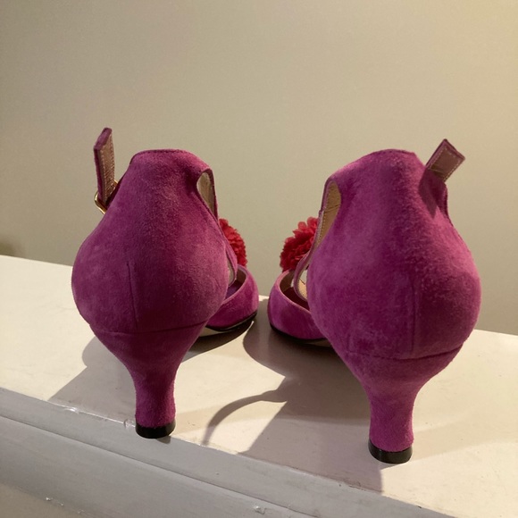 NEW TO BE Fuchsia suede shoe strap small heel carnation Toe Made in Spain Buckle - Picture 3 of 9